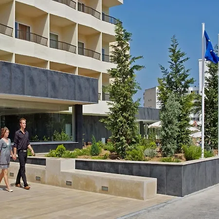 Hotel Sol 4*